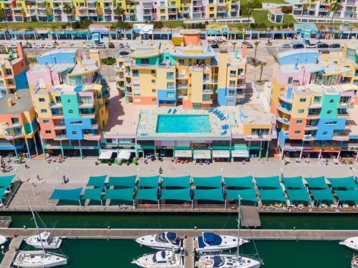 Ferienhaus Sky Vista - Beautiful Marina Views